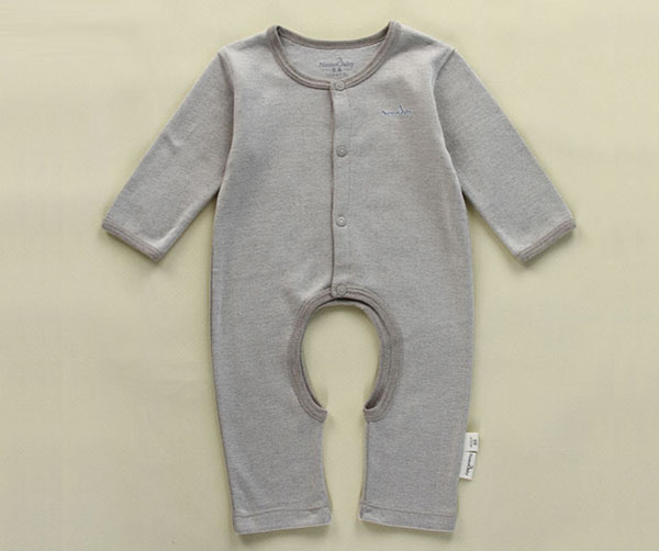 寶巢嬰兒連體服