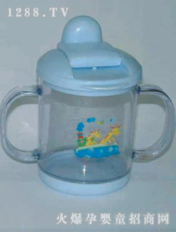 愛兒寶學飲杯