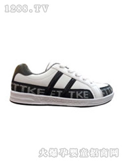 �ƿ˃�ͯ�＾��Ь�׺�ɫ