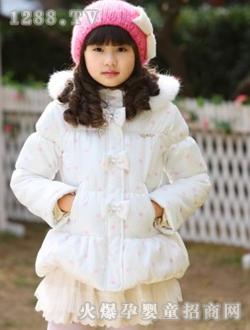 ��ɫ�����Y(ji��)С����