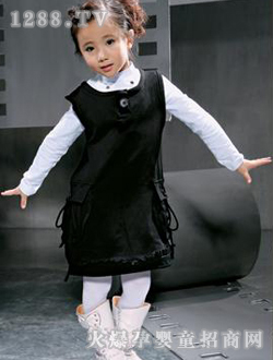 ���Ͳ���ɫŮͯ����